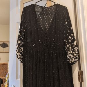 TORRID swiss dot star maxi